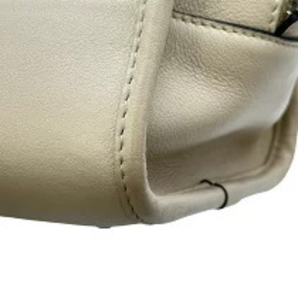 Loewe Amazona Beige Cream Calfskin Shoulder Bag - Picture 6 of 13
